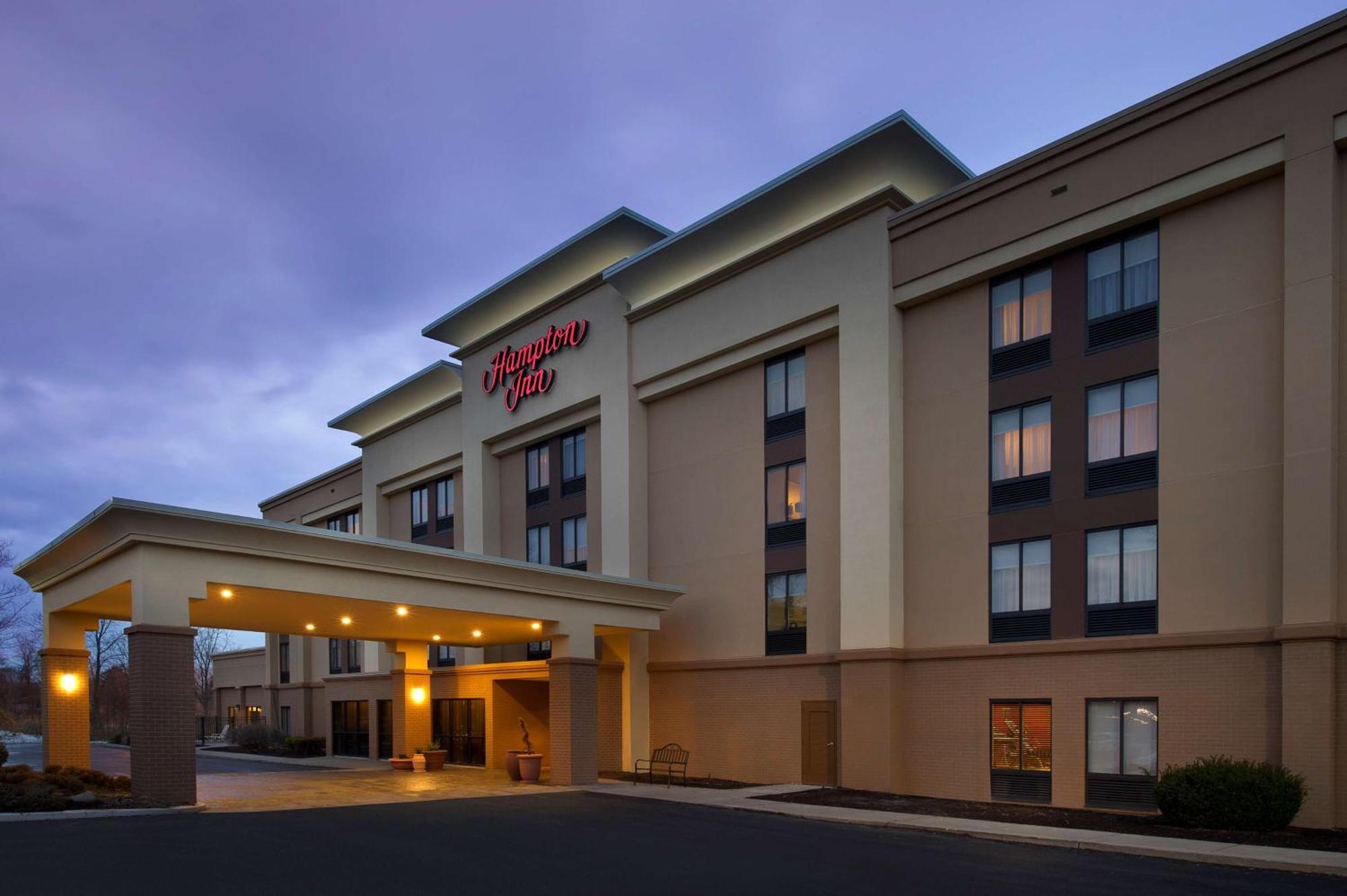 Hampton Inn Rochester Greece Bagian luar foto