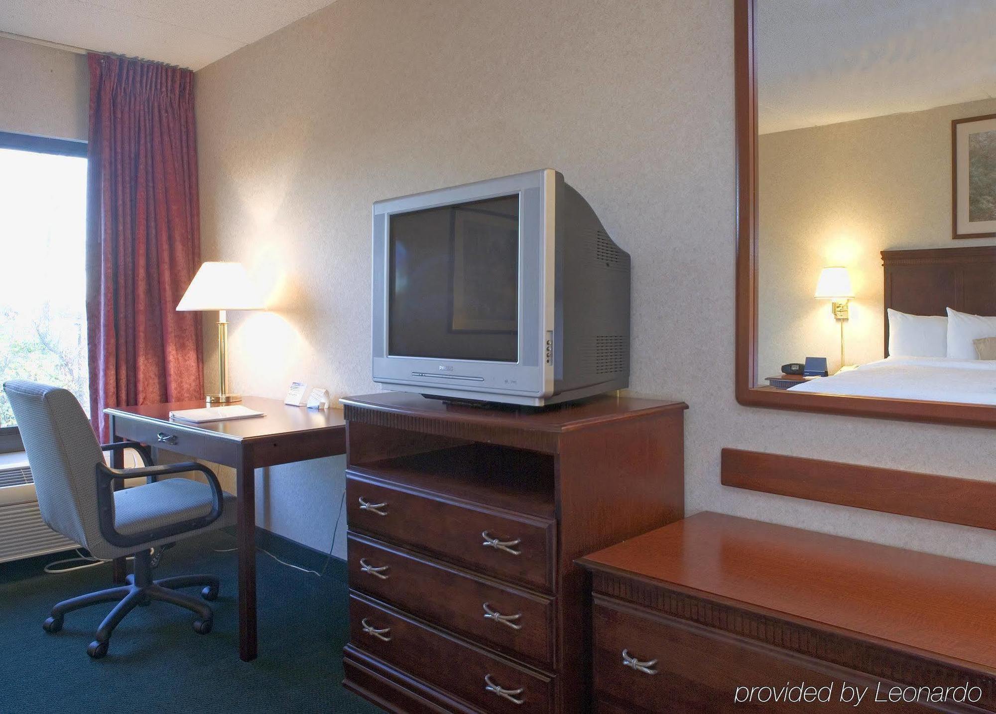 Hampton Inn Rochester Greece Ruang foto